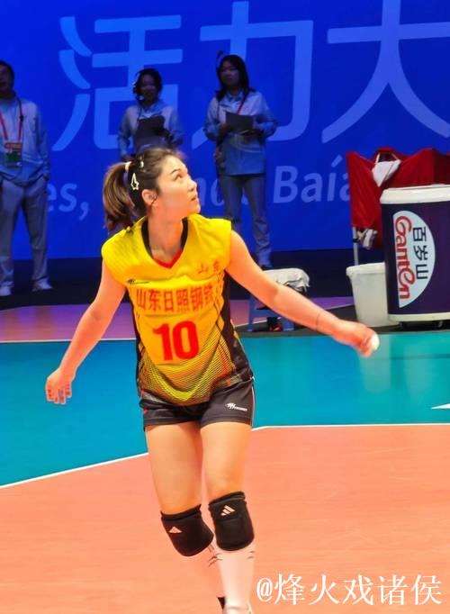 全运会：江苏女排3-0横扫山东女排摘金