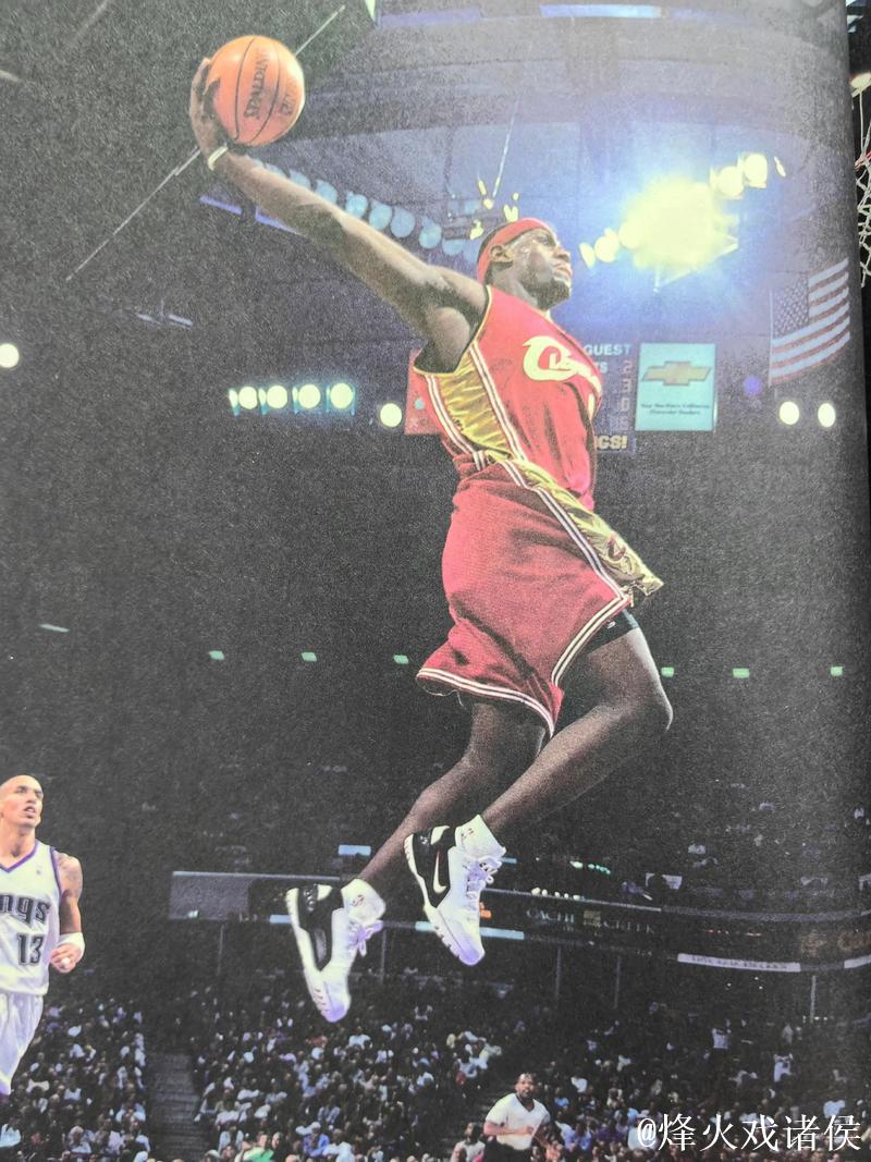 历史新篇！詹姆斯成NBA首位41岁后单场得分超30球员